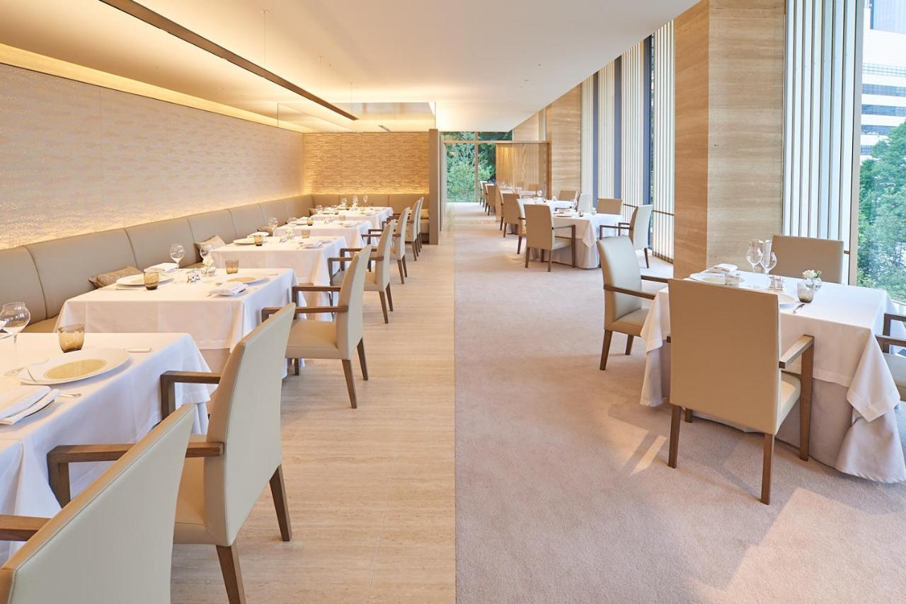 The Okura Tokyo Hotel Luaran gambar Restaurant "La Table d'Augusto"